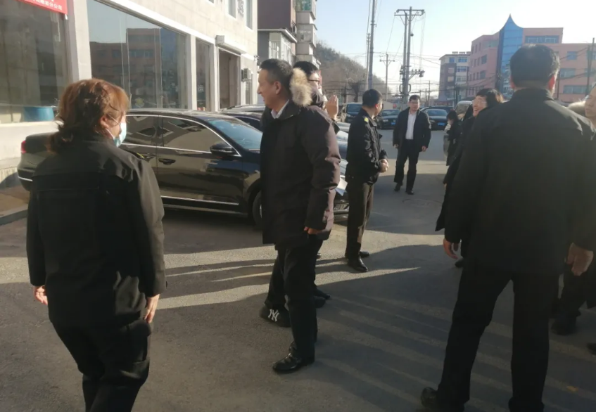 鞍勤集團黨委下基層、聽民意，助推企業(yè)高質量發(fā)展