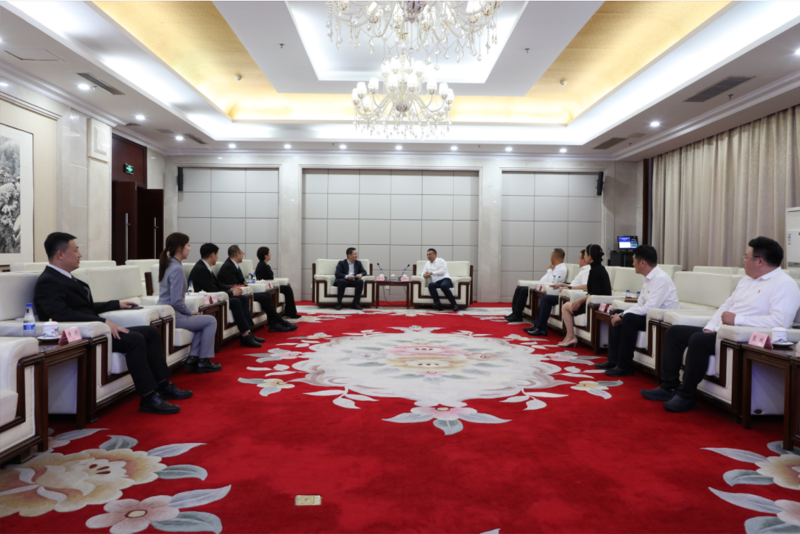 鞍勤、溫泉、公服集團與招商銀行簽訂戰(zhàn)略合作協(xié)議！銀企合作譜新篇